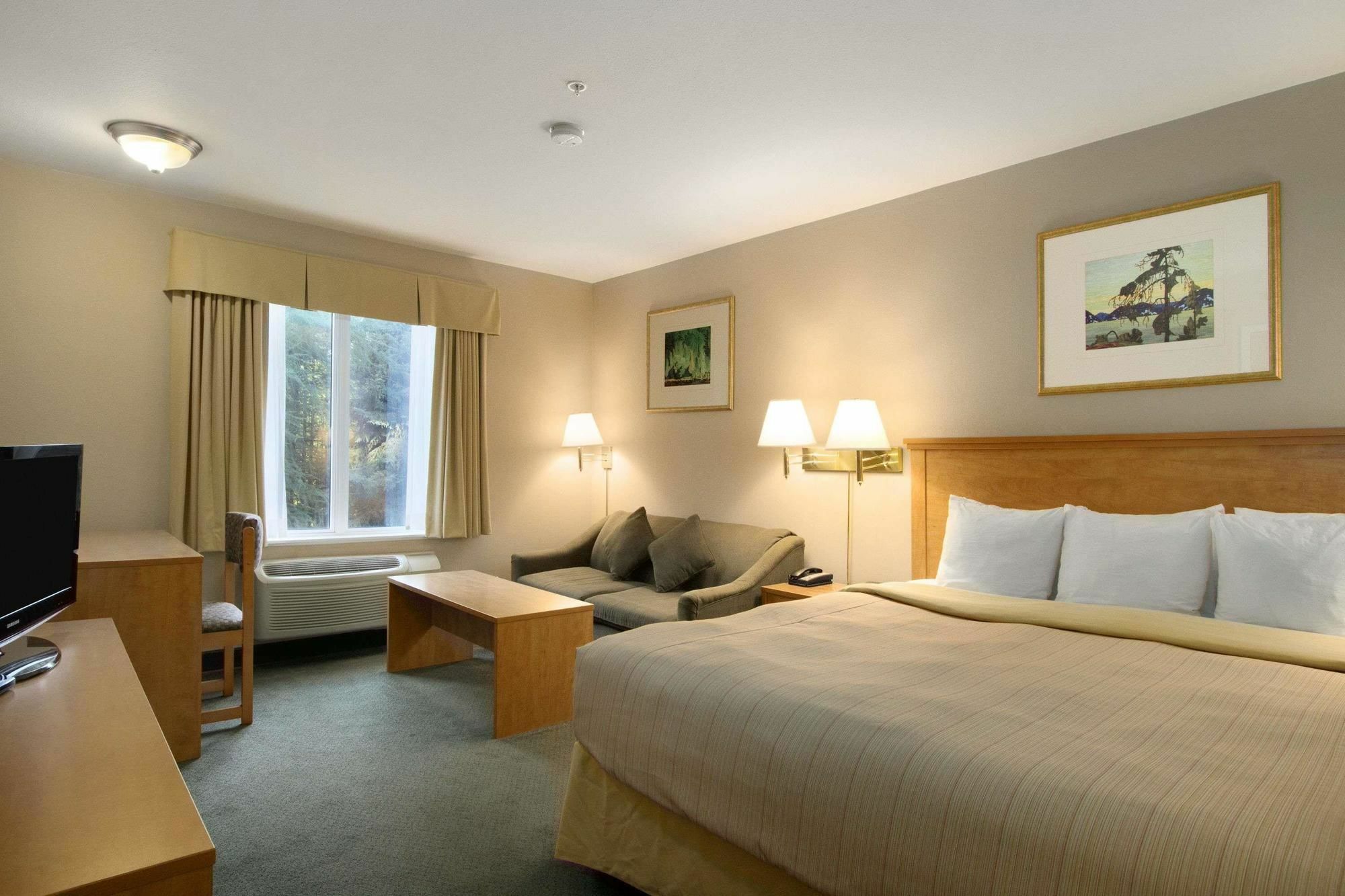 Days Inn & Suites By Wyndham Thunder Bay Buitenkant foto