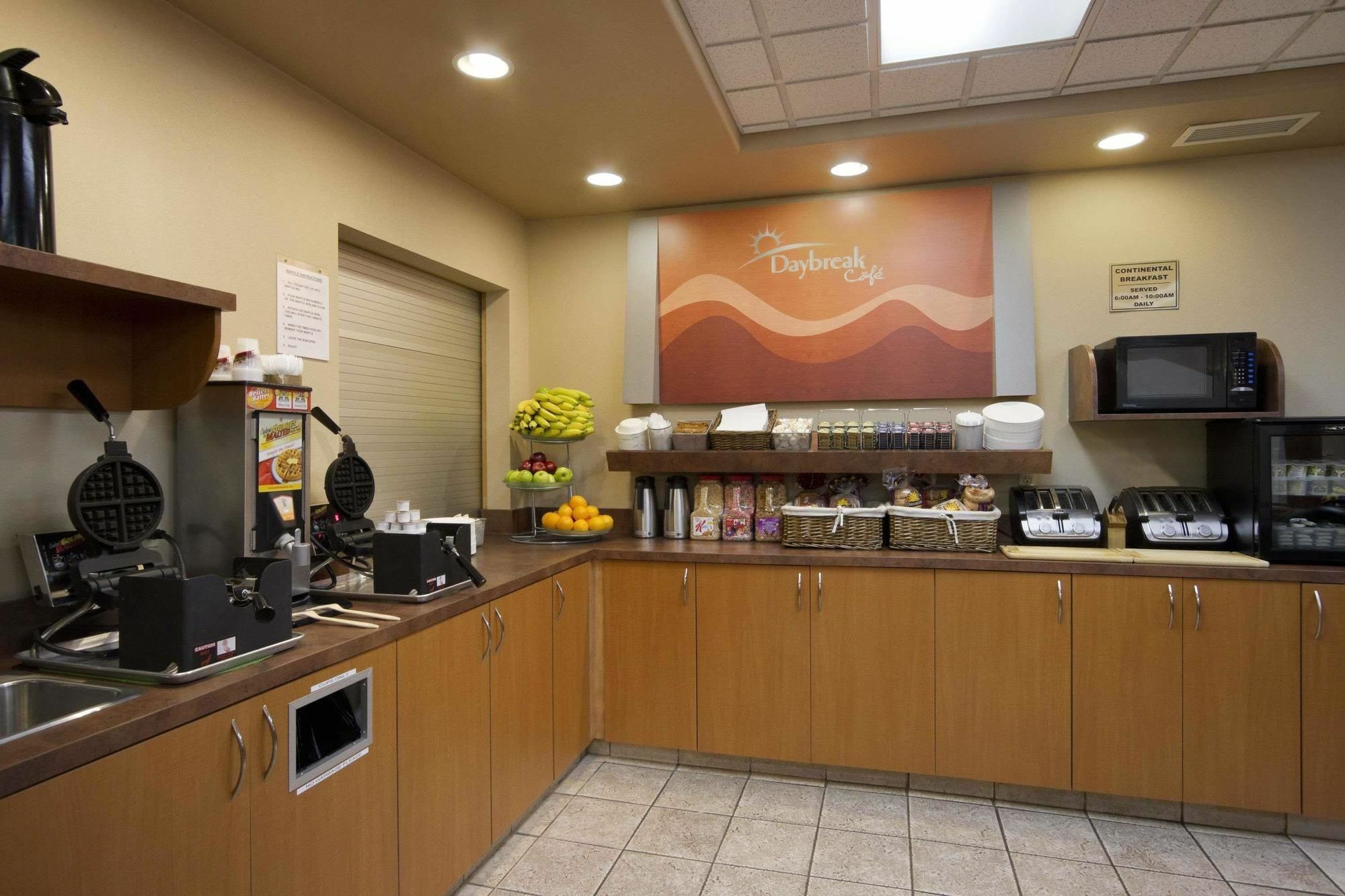 Days Inn & Suites By Wyndham Thunder Bay Restaurant foto